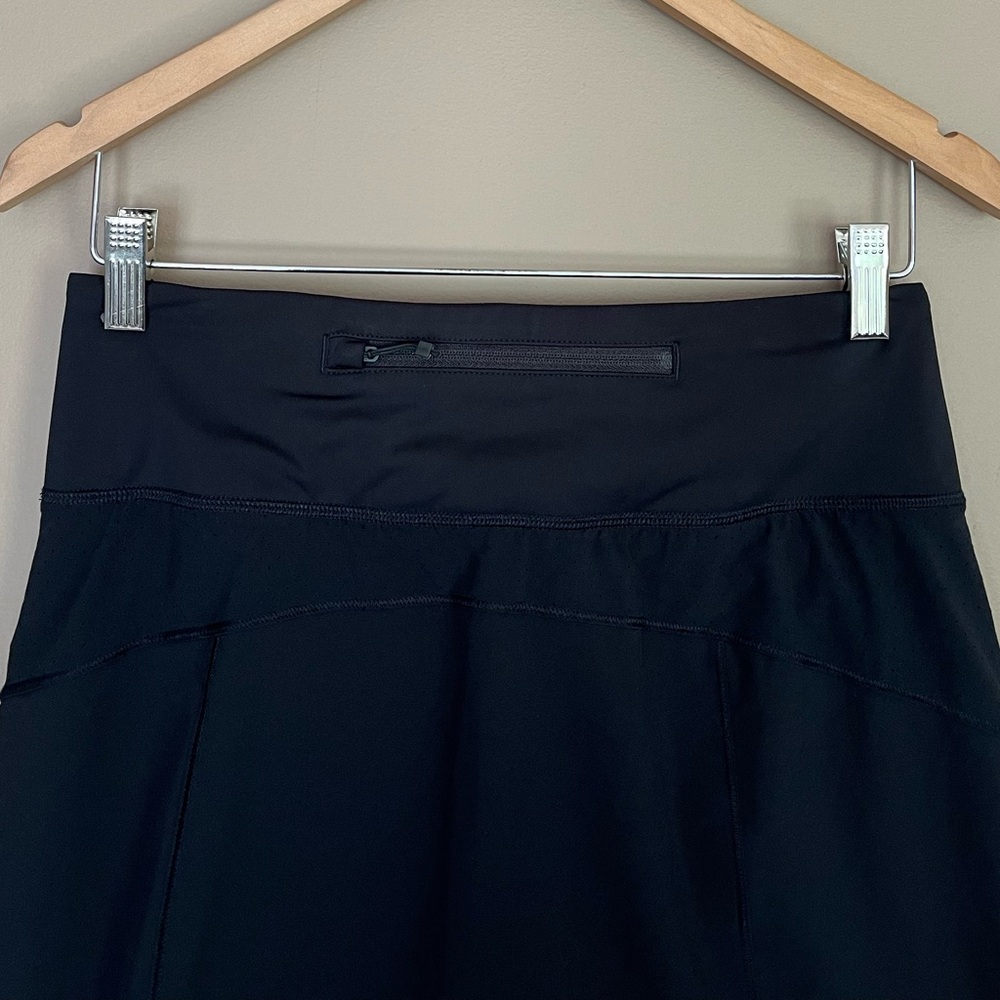 {Athleta} Run With It 16" Skort in Black - Womens Small - Picture 4 of 8
